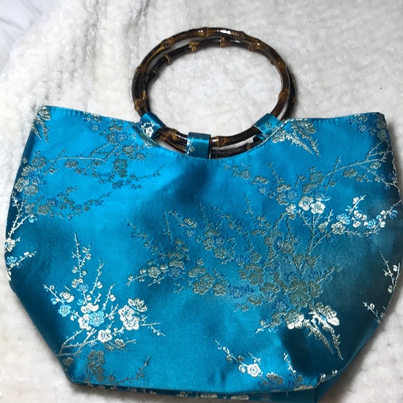 Asian inspired blue purse - Picture 2 of 3